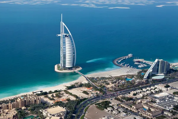 depositphotos_18386109-stock-photo-dubai-uae-burj-al-arab