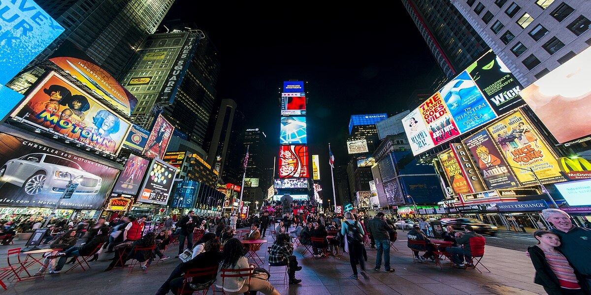 1_times_square_night_2013 (1)