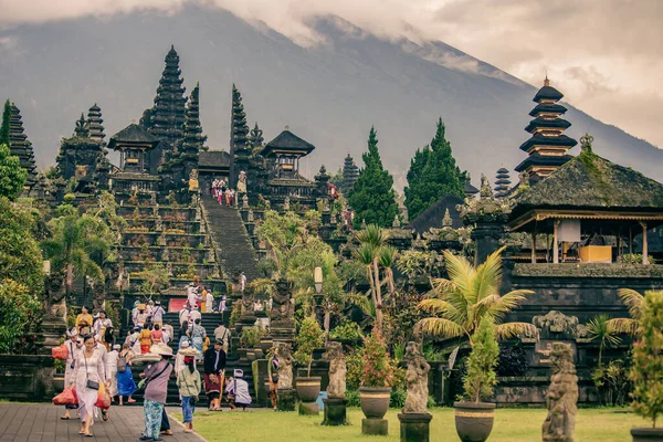 depositphotos_445225516-stock-photo-bali-indonesia-february-2020-people