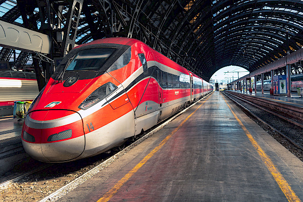 frecciarossa-at-milano-centrale.600x400